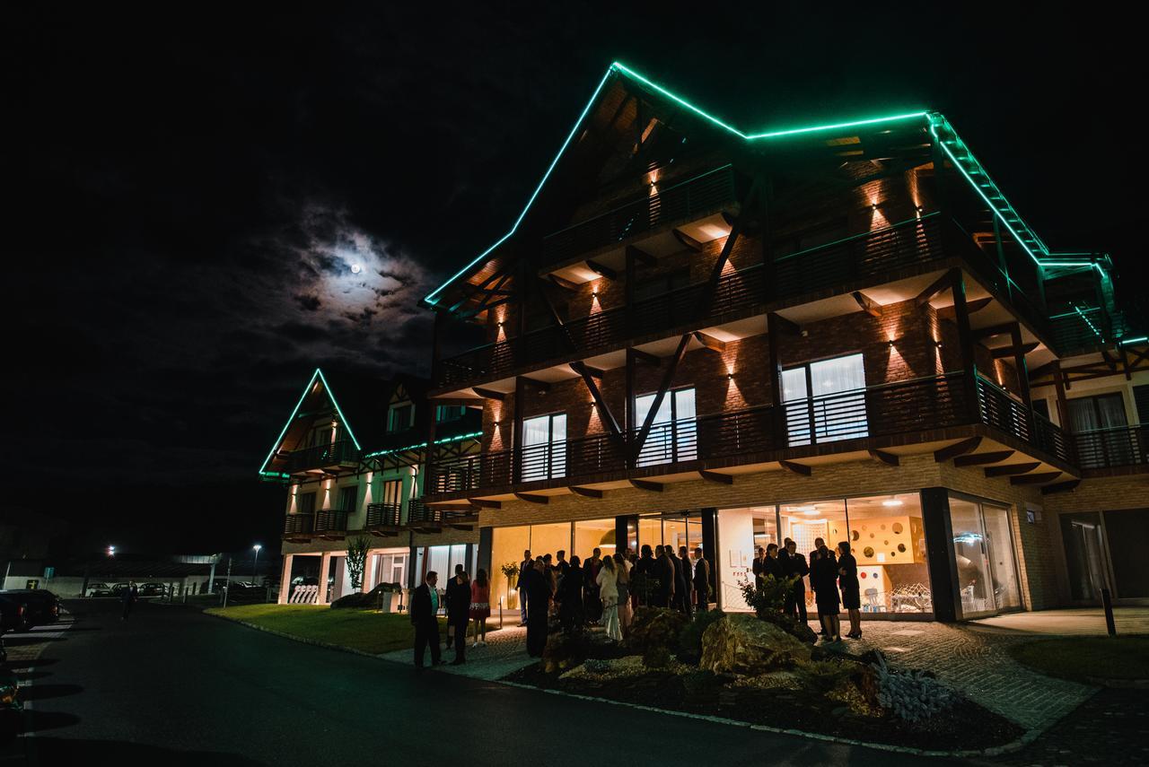 Village Resort Hanuliak เบลา ภายนอก รูปภาพ